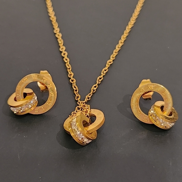 Roman Numeral Necklace And Earrings - Picture 3 of 4